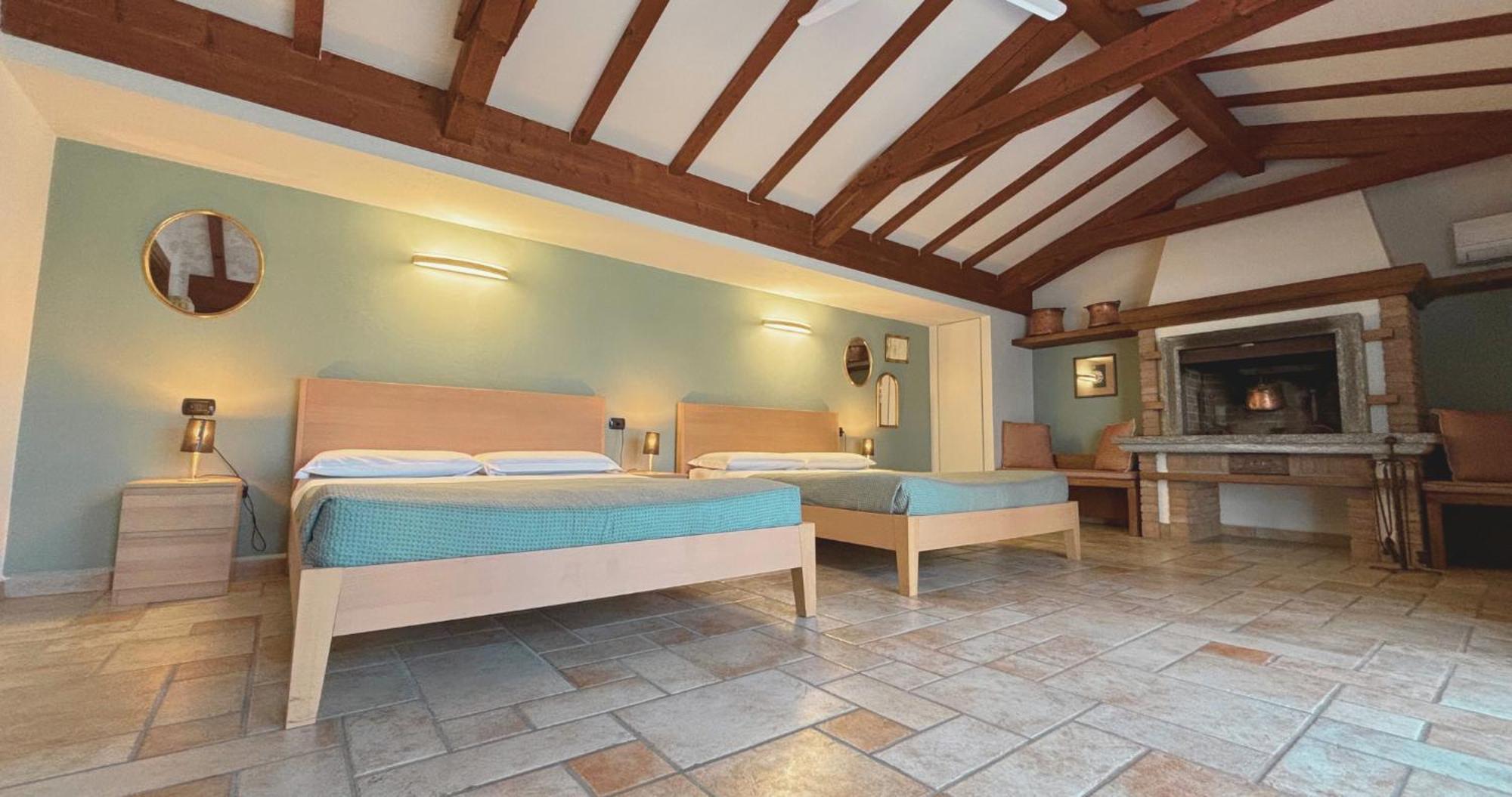 Bed and Breakfast Casa Ceruti Villa Guardia Екстер'єр фото