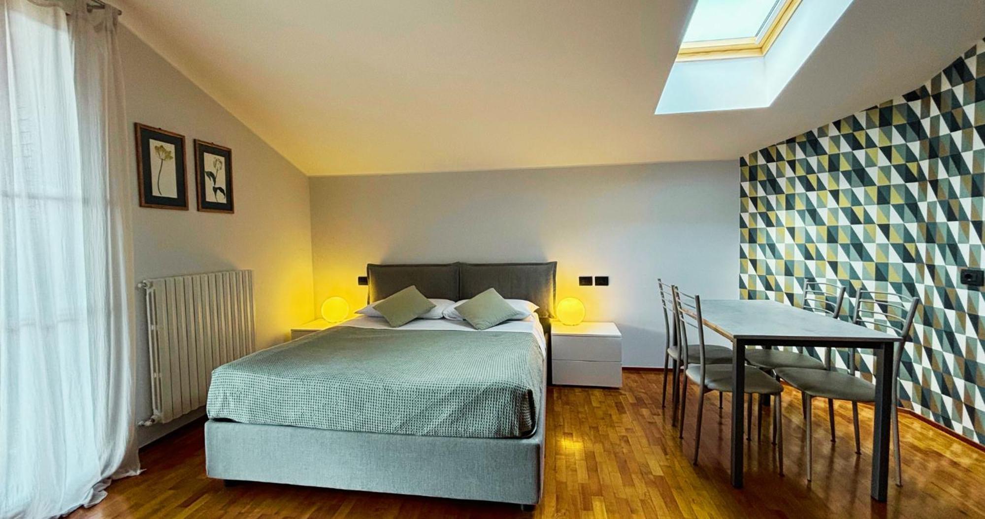 Bed and Breakfast Casa Ceruti Villa Guardia Екстер'єр фото