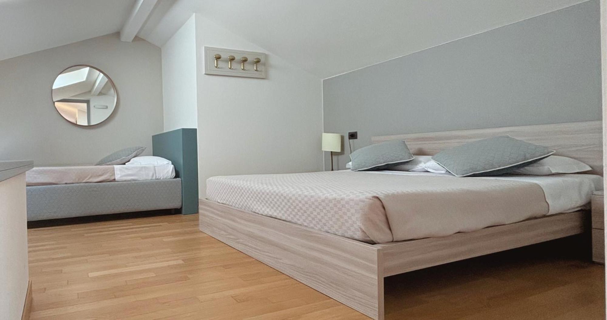 Bed and Breakfast Casa Ceruti Villa Guardia Екстер'єр фото